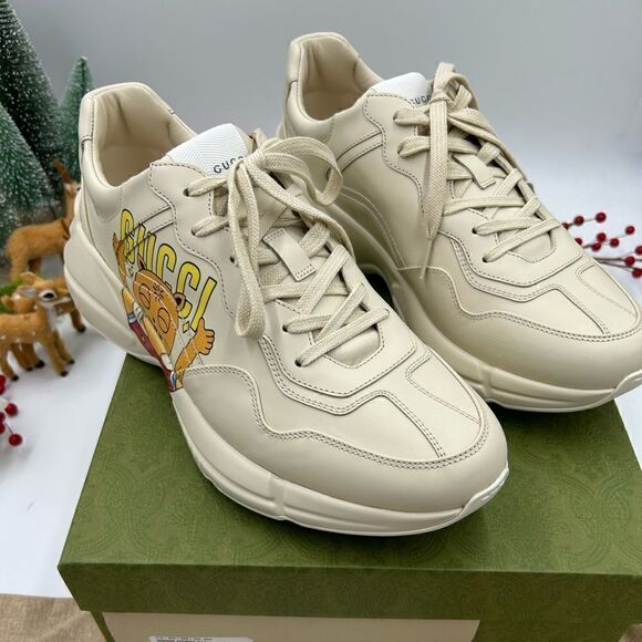 Men’s Gucci rython cat print leather sneakers size 10.5 made in Italy.